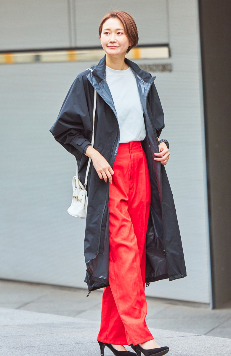 秀逸な機能と遊び上手なシルエット。待ち望んでいたレインウェアの理想形。 イメージ2枚目