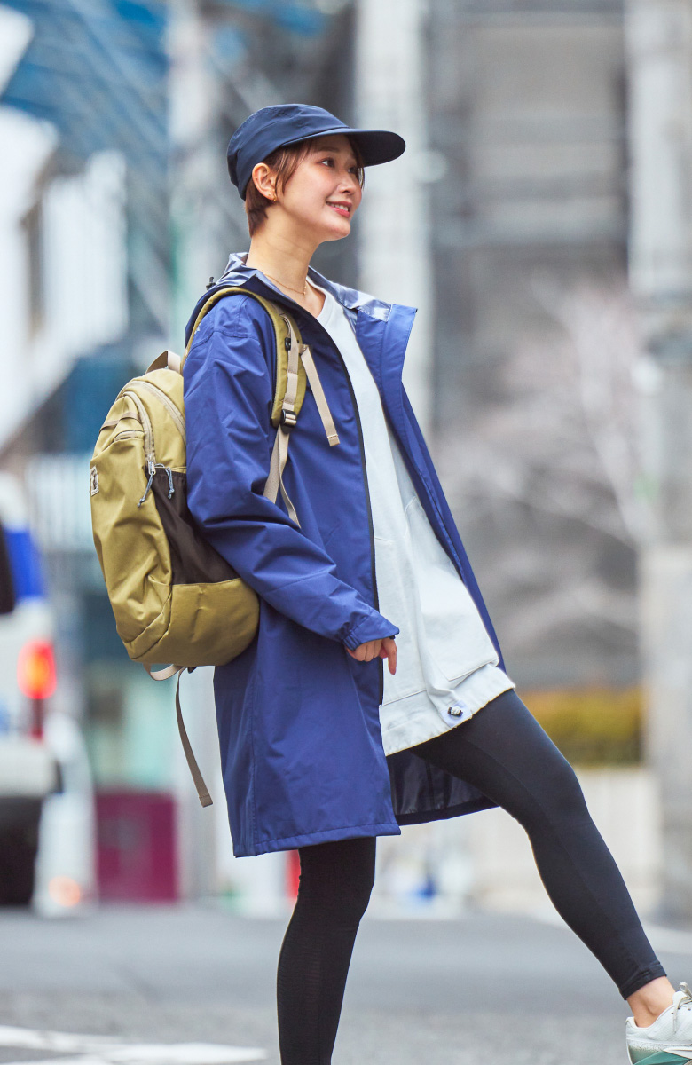 ヘルメット対応フードで自転車通学、通勤に使いやすい！ イメージ1枚目