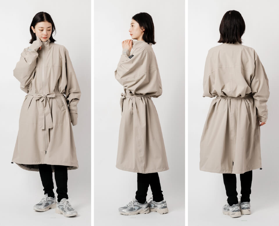 ベルト＆ループ付きで、シルエットの変化も楽しめる。